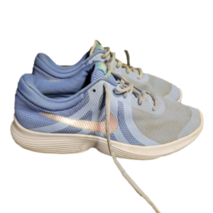 Nike Revolution 4  Light Blue Sky Blue Bv7441-400 Sz 6Y